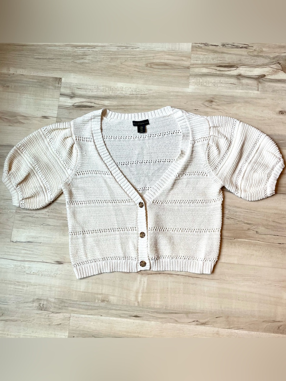 House of Harlow Cropped White Knit Button-Front Sweater Cardigan Puff Sleeve